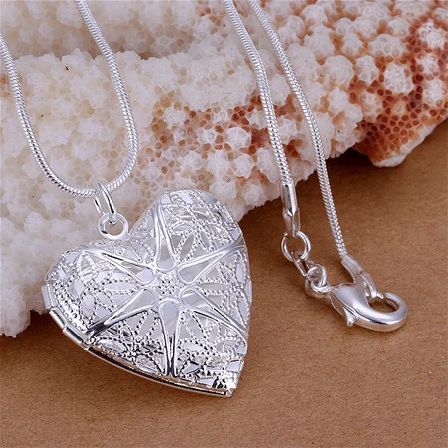 Sterling Silver Photo Frame Pendant Necklace - Lumière